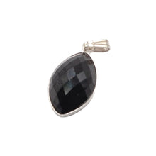 P0013 Oval Pendant With Black Sapphire